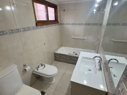 Casa en Venta en Avellaneda, USD 160.000
