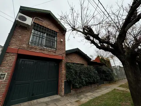 Muy lindo chalet en Hurlingham
