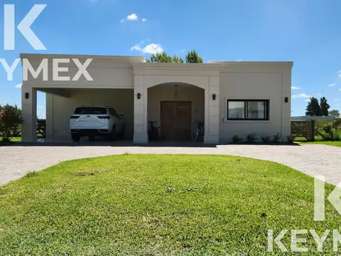 VENTA CASA 4 DORMITORIOS AREA 60  LA VICTORIA