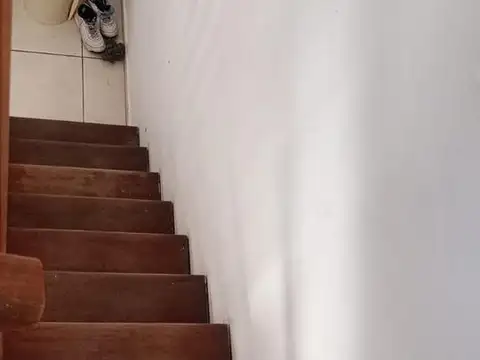 Casa 7 ambientes con 3 baños