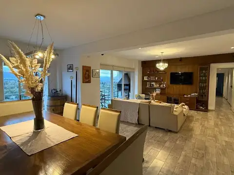 Departamento en Venta de 5 ambientes