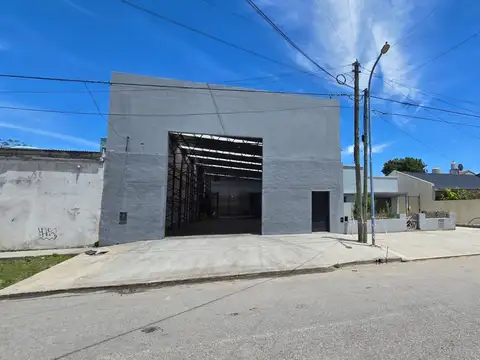 Depósito de gran tamaño en alquiler