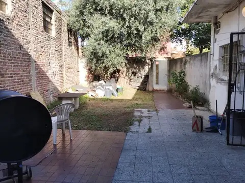   NUEVO VALOR   -  PLANTA BAJA CON COCHERA Y JARDÍN