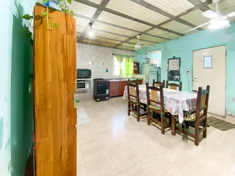 VENTA | PERMUTA - Casa de 2 dormitorios con patio - Barrio Las Delicias, Rosario.