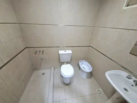 Depto Tipo Casa en Alquiler de 3 ambientes