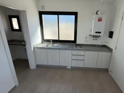 Oficina de 50 m2 en alquiler en Nuevo Poeta Lugones