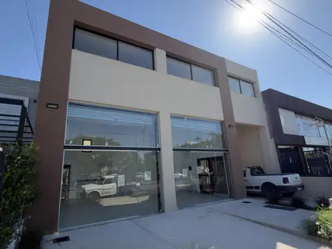 ALQUILER – Oficinas de categoría de 50 m² en Nuevo Poeta Lugones