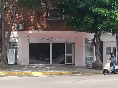 Av Curapaligüe 1800 Pque Chacabuco Local U$53.000