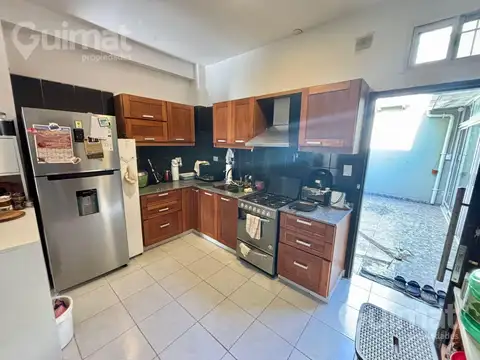 Casa 5 ambientes con 1 baño