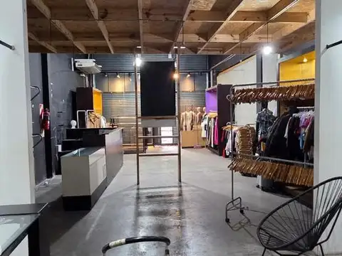 Local/ Deposito en alquiler en Herrera al 1700 Barracas CABA