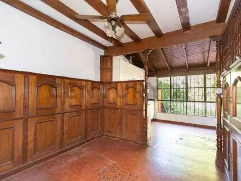 VENTA/PERMUTA CASA 3 AMBIENTES + ALTILLO