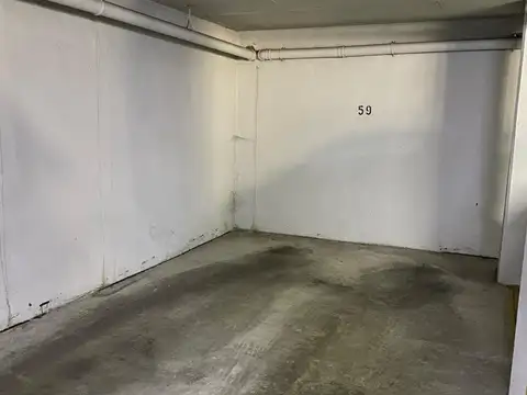 Cochera en alquiler Ituzaingo sur