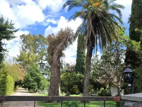 Lote en venta en Gonnet
