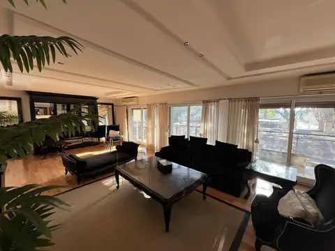 Av Del Libertador 4612 , Piso 1