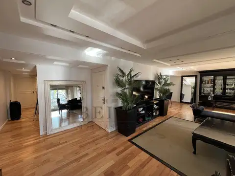 Departamento 4 ambientes con 5 baños