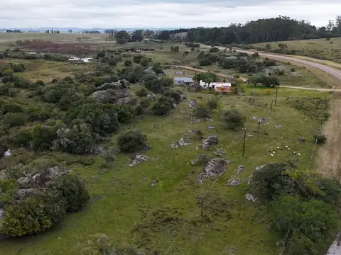 Campo en venta de 14 ha con casa en Aigua, Maldonado Uruguay.