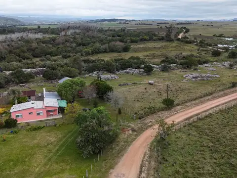Campo en venta de 14 ha con casa en Aigua, Maldonado Uruguay.