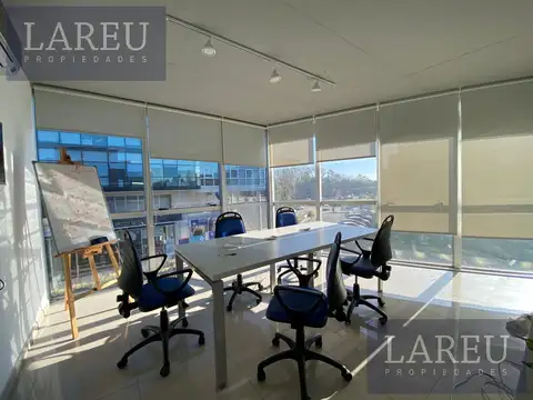 Oficina en Venta en el complejo Agora III - 46 plaza