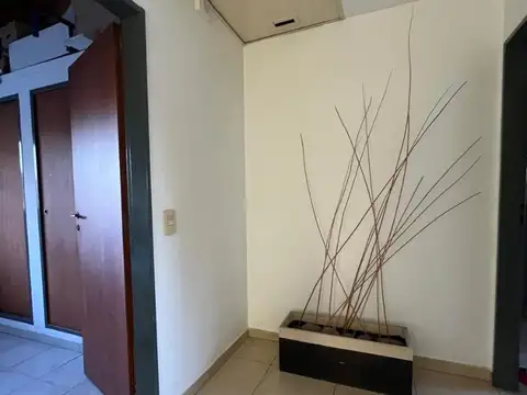Depto Tipo Casa 4 ambientes con 3 baños