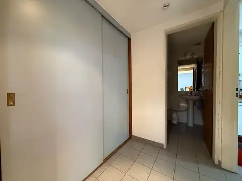 Oficina en Venta con 2 cocheras