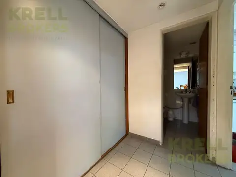 Oficina en Venta con 2 cocheras