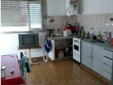 PH DE 3 AMB. AL FRENTE C/BALCÓN Y LAVADERO (BELEN 600-LOMAS