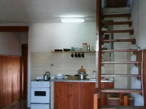 PASEO 147 200, Piso 2
