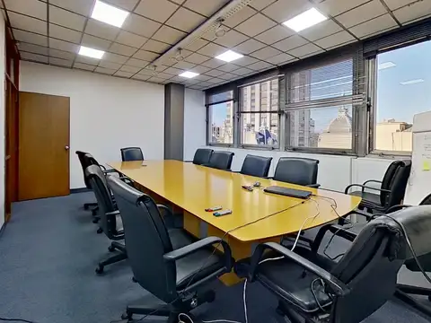 Oficina piso 11 con vistas  con 2 cocheras fijas y cubiertas - sin expensas -