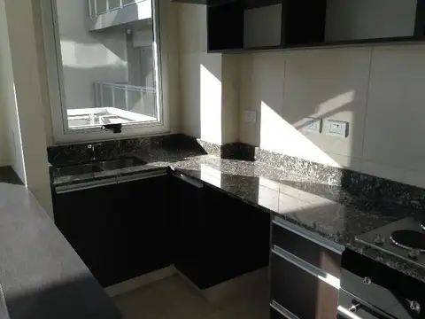 Av. CORDOBA 5100, Piso 4