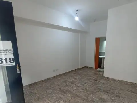 Luis María Drago 100, Piso PB