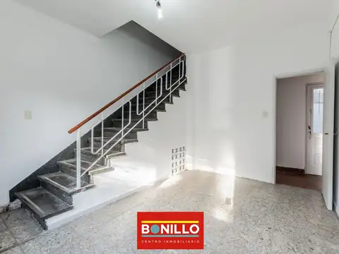 Depto Tipo Casa en Venta de 2 ambientes