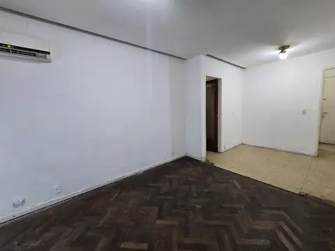 Departamento en Alquiler en Balvanera, $ 850.000