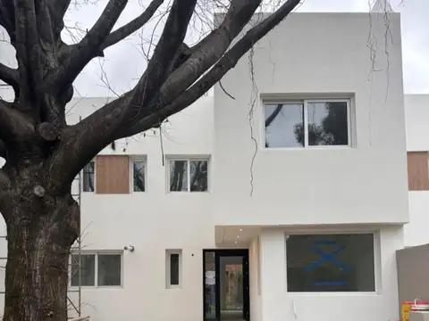 Casa en Venta en Lomas de San Isidro, USD 380.000