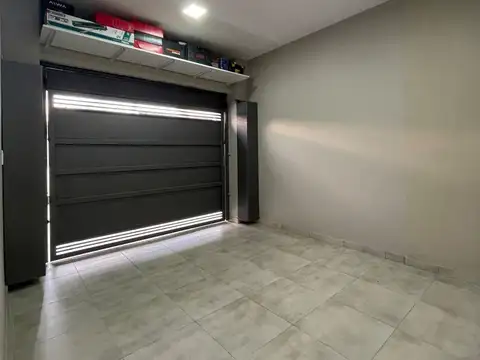 Casa 5 ambientes con 1 baño