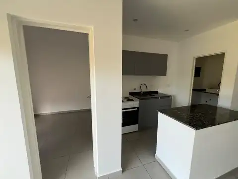 Departamento en Alquiler con 1 cocheras
