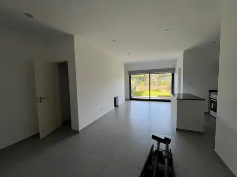 Alquiler - Duplex 4 Ambientes En Springpark