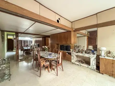Casa de 3 dormitorios con gran jardín y pileta