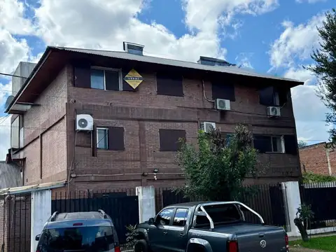 Dto 2 Amb. C/cochera Apto Cred. Cerca De T