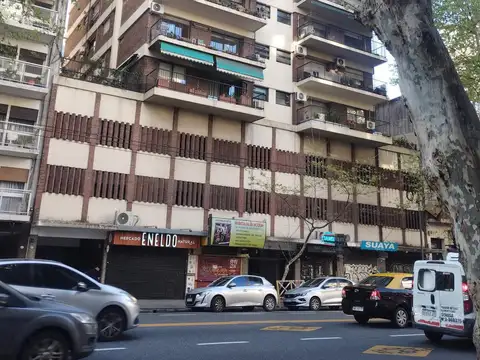 Recoleta - Excelente 2 ambientes muy amplio con Baulera