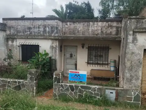 Casa - Venta - Argentina, Burzaco - AV Monteverde 6064