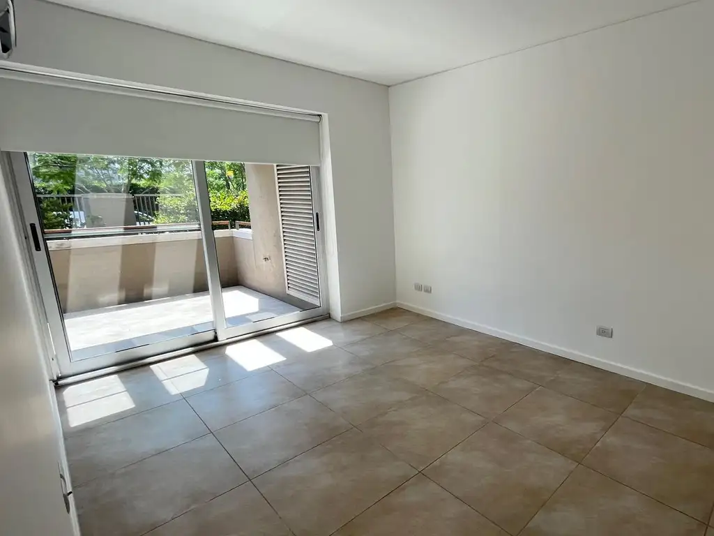 Alquiler - 3 amb - 2 baños - PB con balcón terraza - Foto 13