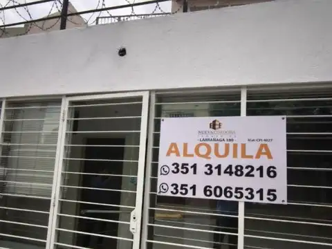 ALQ LOCAL C/ BAÑO Y COCINA