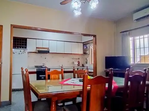 Depto Tipo Casa en Venta de 4 ambientes