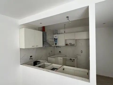 Depto Tipo Casa en Venta de 4 ambientes