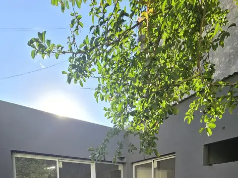 Depto Tipo Casa en Venta de 4 ambientes