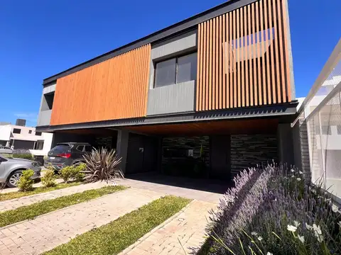 DÚPLEX EN VENTA EN COLINAS DE MANANTIALES