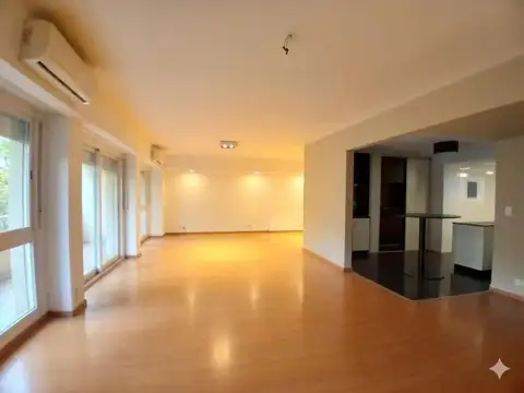 Departamento en Venta con 2 cocheras