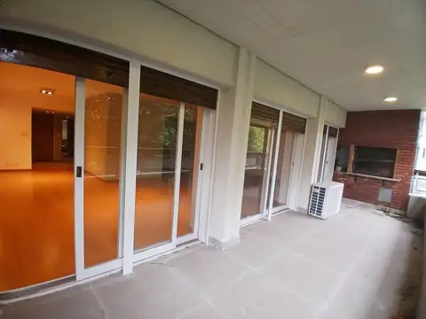 Departamento 6 ambientes con 3 baños