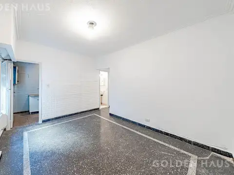 Venta departamento de 3 ambientes en Liniers, apto crédito