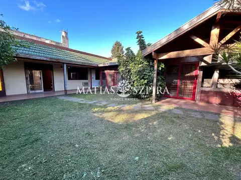 Venta de Casa 4 Ambientes en San Andres, General San Martín.